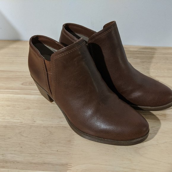 Women’s Tan Naturalizer zarie boot size 7.5 Brand - Picture 1 of 5